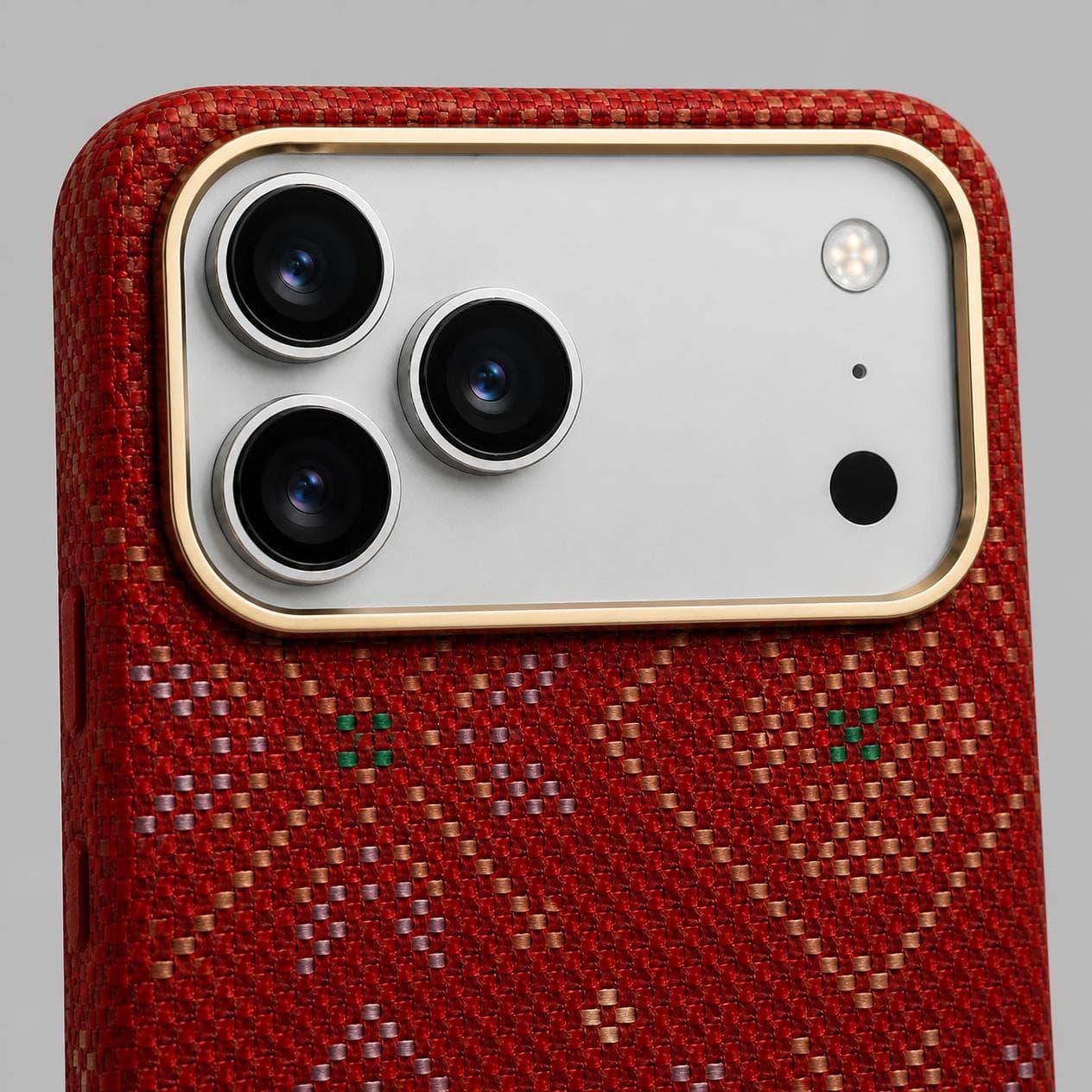 كفر كاربون فايبر لهاتف iPhone 18 Pro Max — نقشة هندسية حمراء